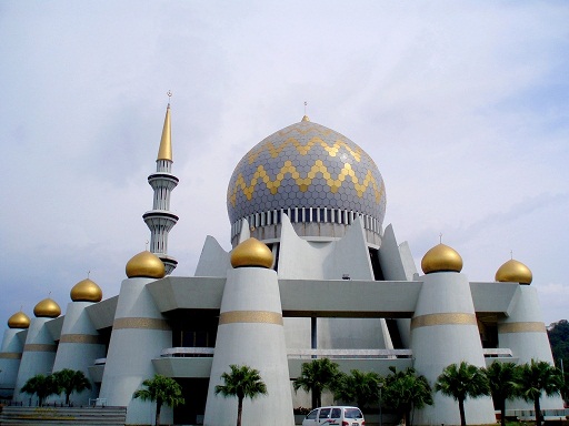 Мечеть Sabah-State  в Kota Kinabalu. Малайзия
